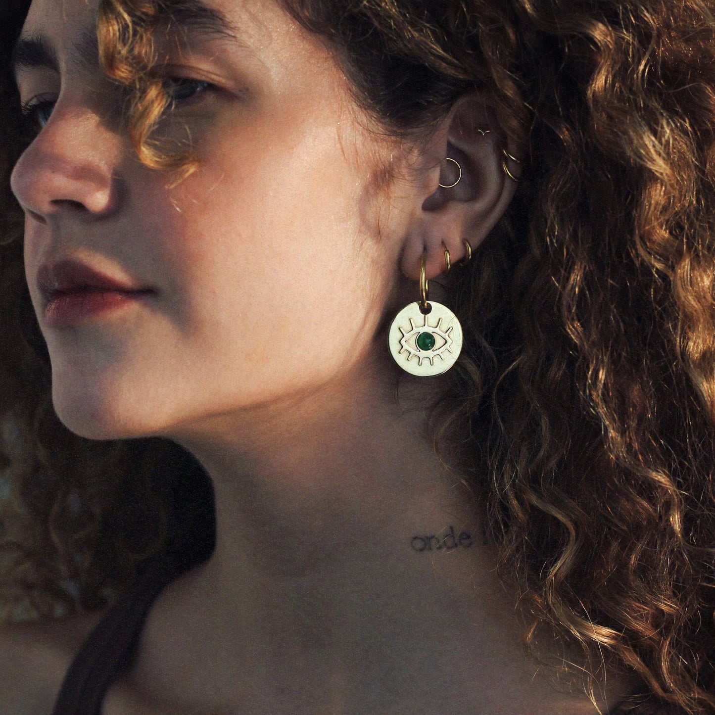 Brinco Argola Olho e Jade