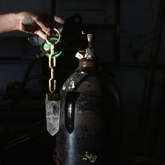 Pendente Ponta de Cristal com Corrente