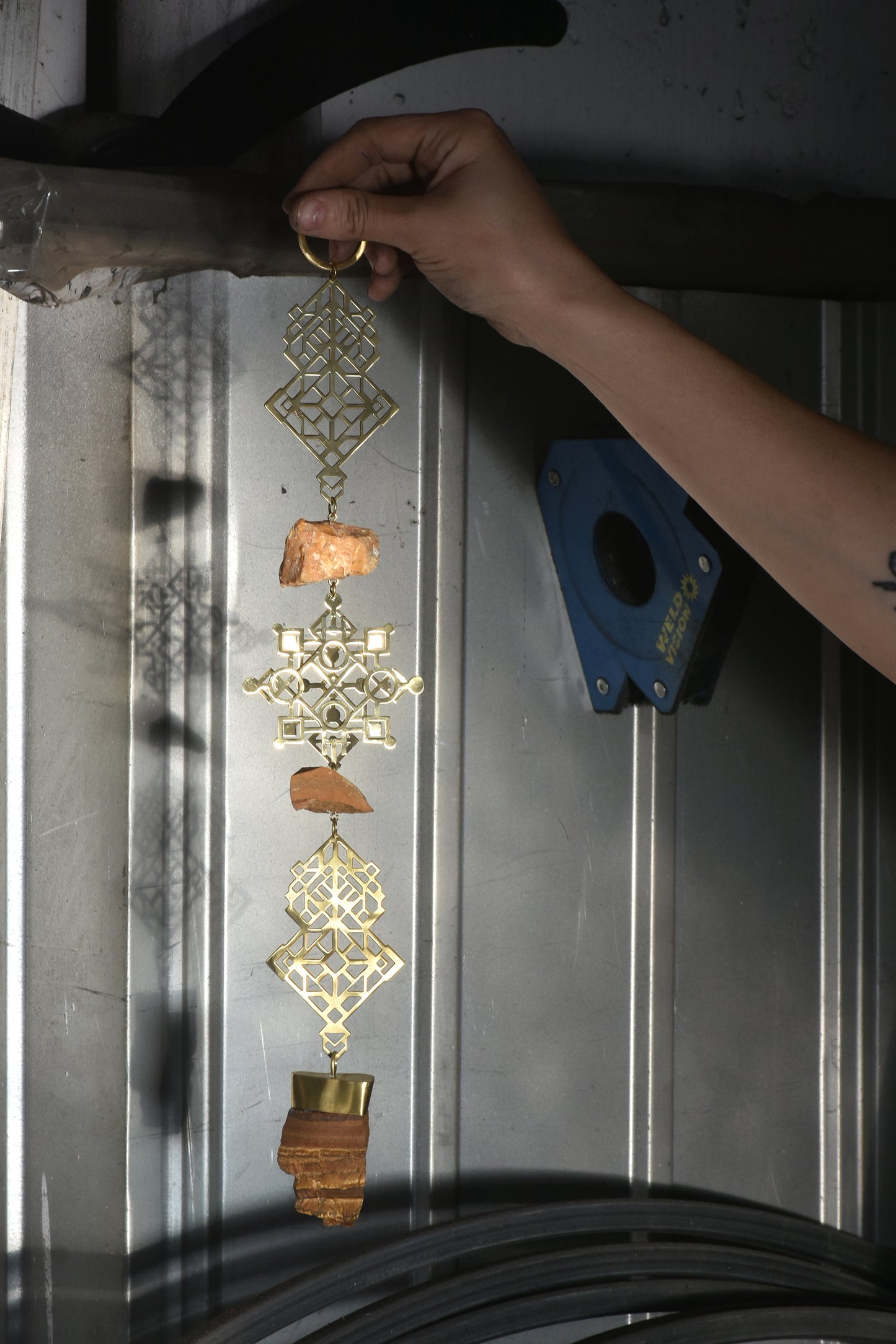 Móbile Runas e Jaspe Wave