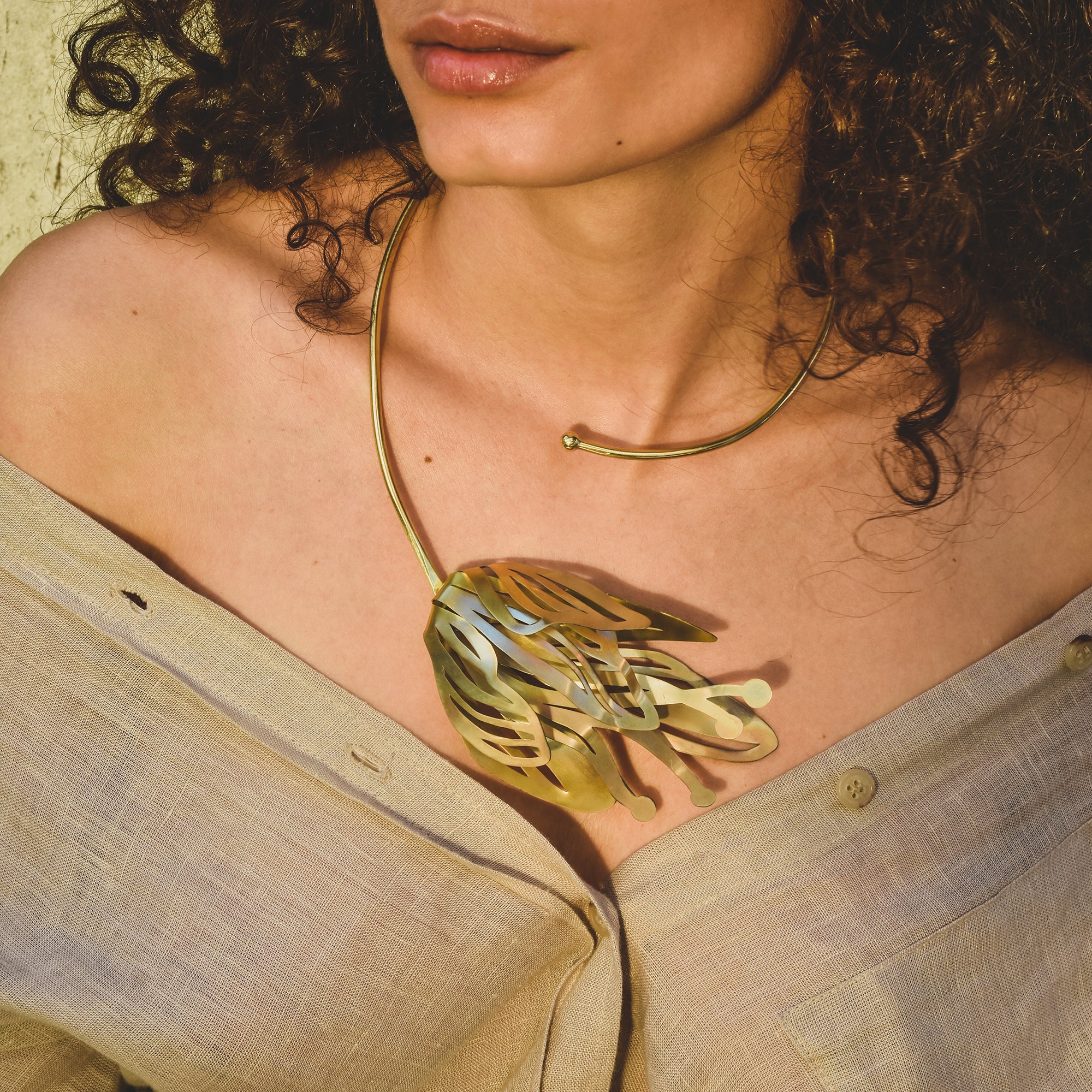 Choker Cáspia