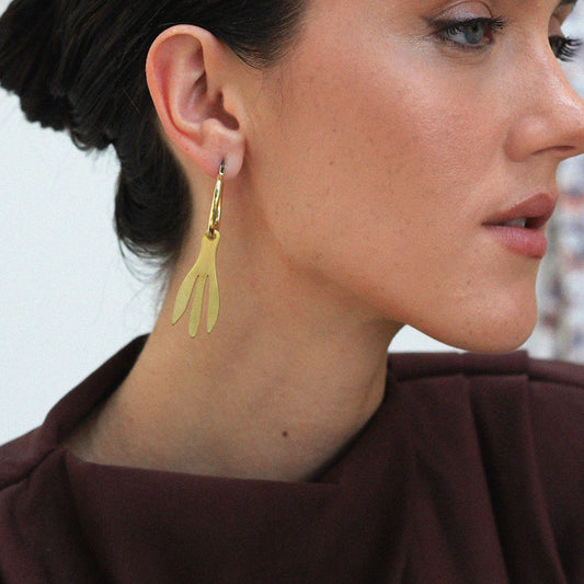 Pingente de argola Folha