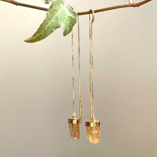 Brinco ouro e topázio imperial