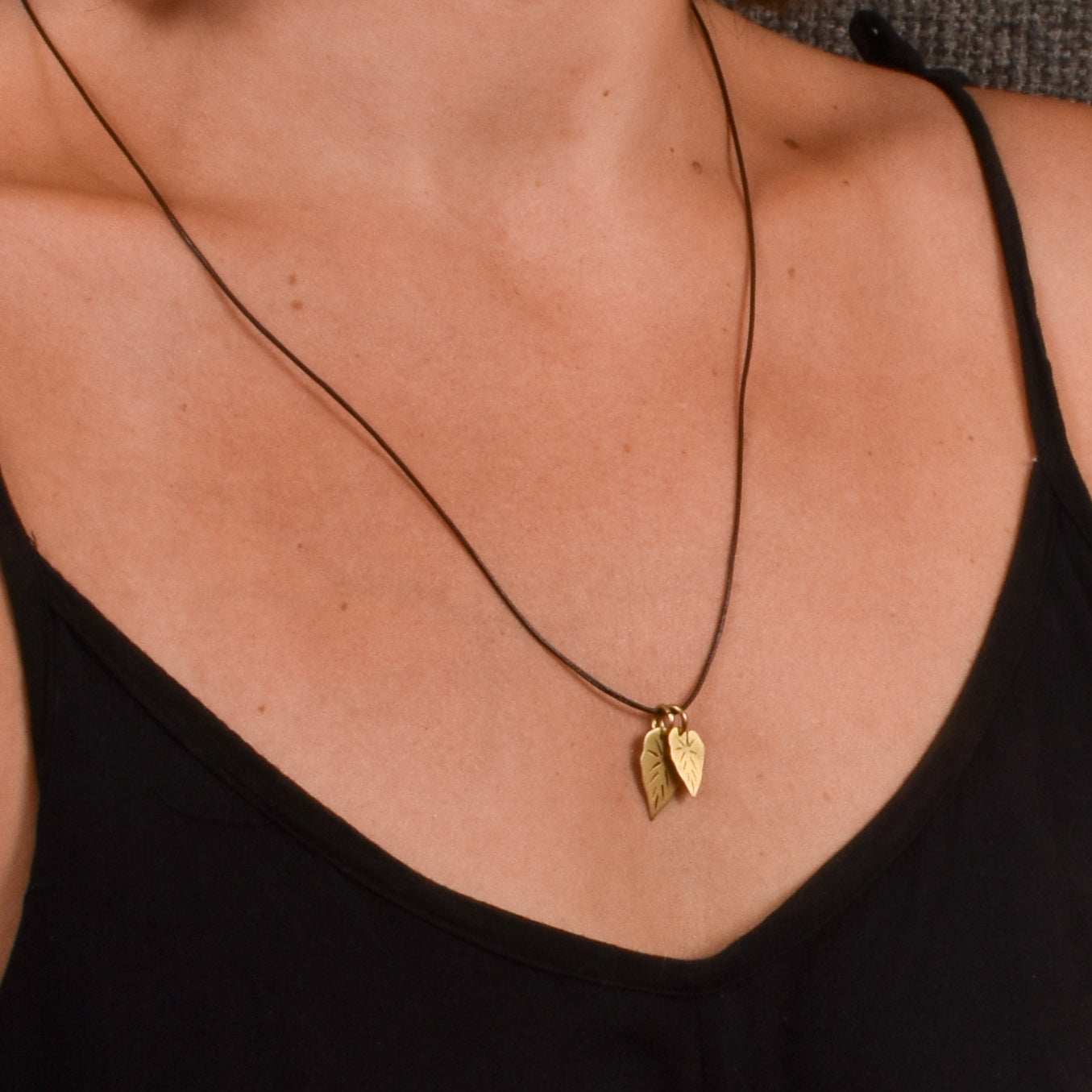 Pingente de folha, flor ou inseto para bracelete ou colar