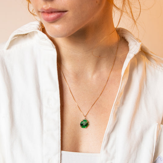 Colar plaqueta de esmeralda
