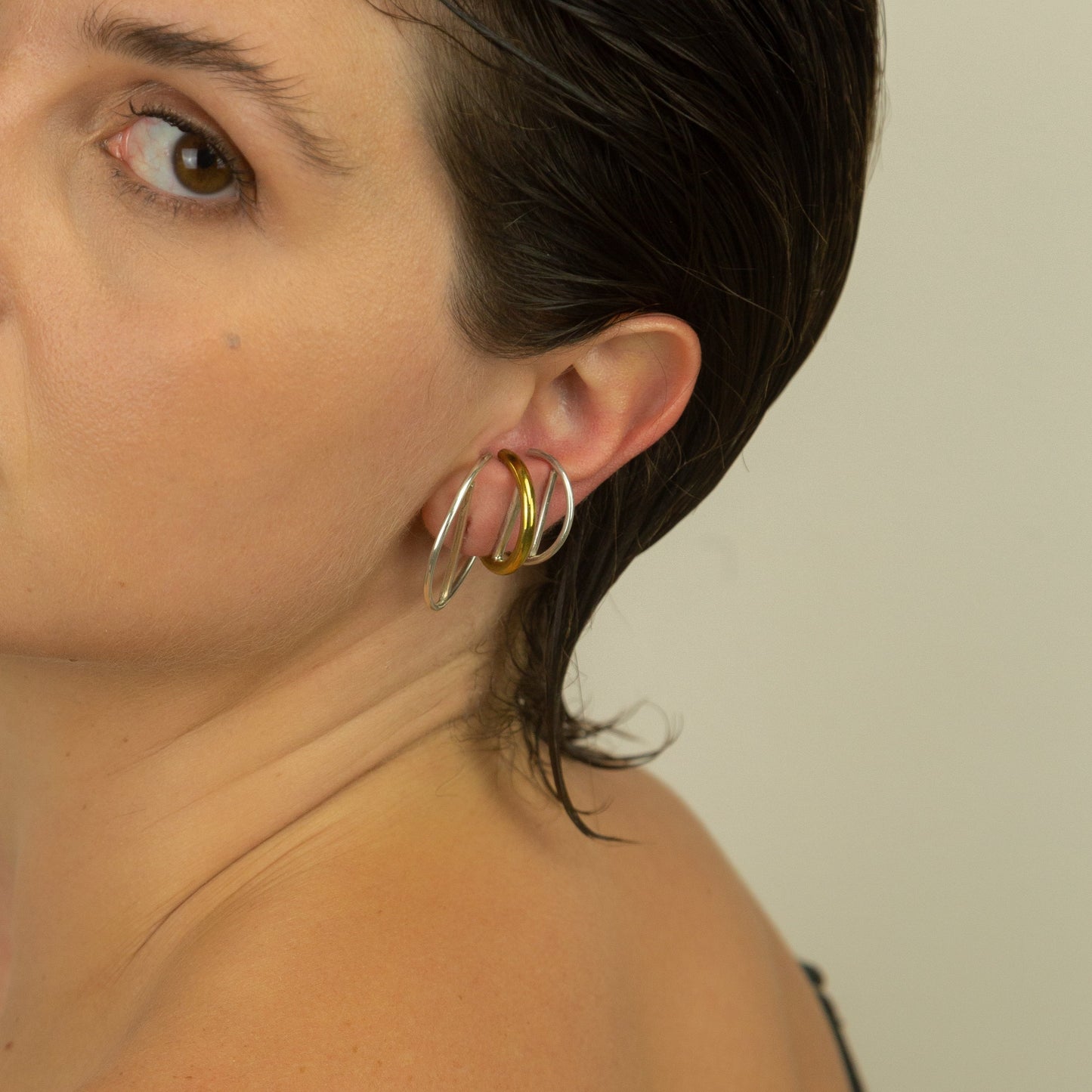 Brinco Romano Prata Pequeno