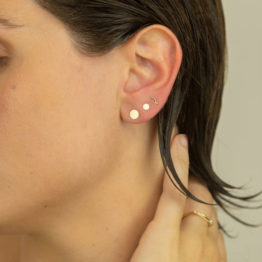 Brinco Circulo Carol P Ouro 18K