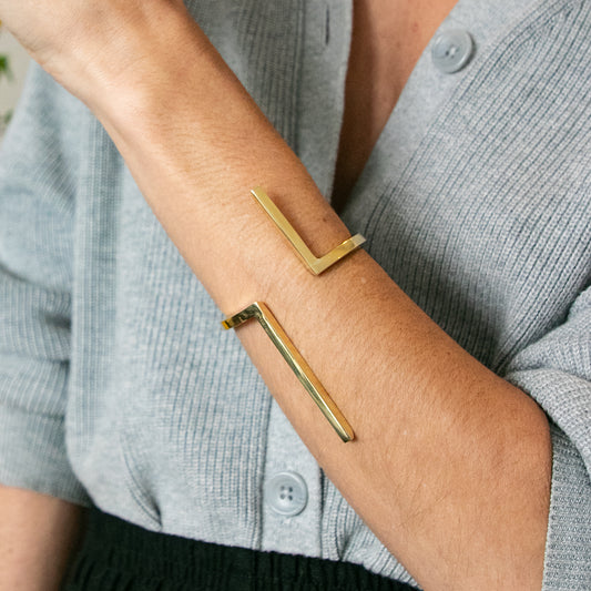 Bracelete Assimétrico