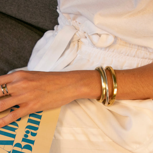 Bracelete quadrado maciço de prata