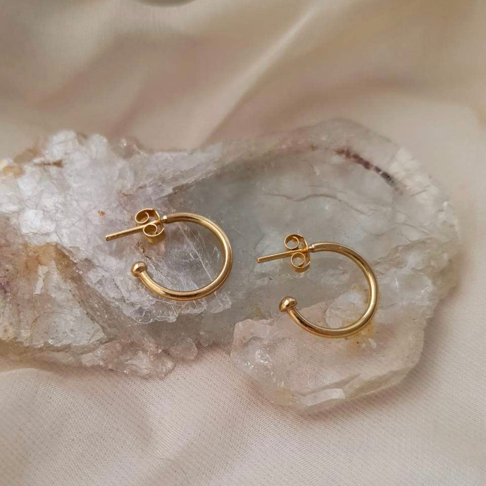 Argola P de ouro